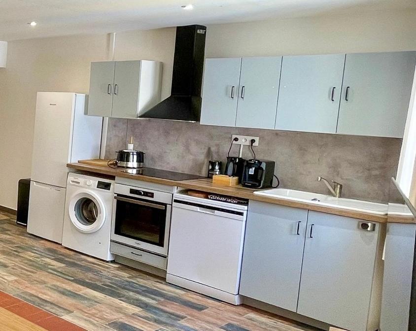 Spacieux Appartement T4 / 70 M2 8 Personnes เอ็ก-ซอง-โพรวองซ์ ภายนอก รูปภาพ